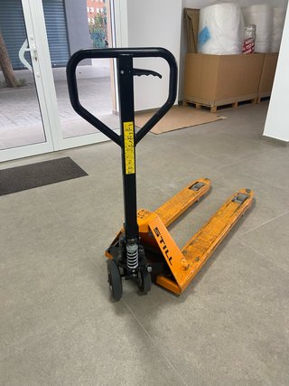 Transpaleta Still Naranja