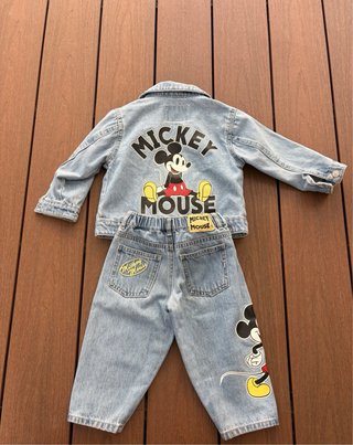 Conjunto Vaquero Mickey Mouse 86cm Zara