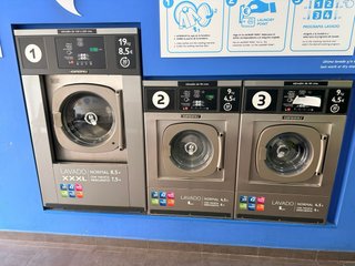 Lavandería Autoservicio Completa