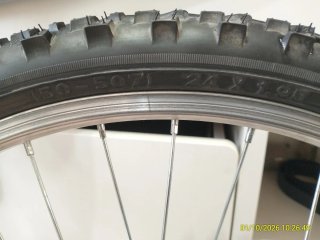 bicicleta de montaña de 24". Poco uso