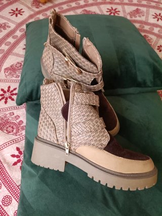 Botines Beige y Marrones