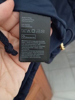 Anorak premamá azul marino con gorro