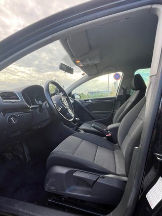 Volkswagen Golf VI