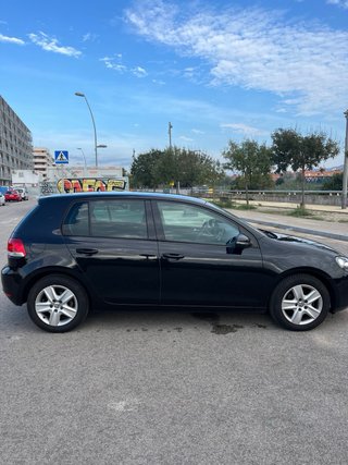 Volkswagen Golf VI