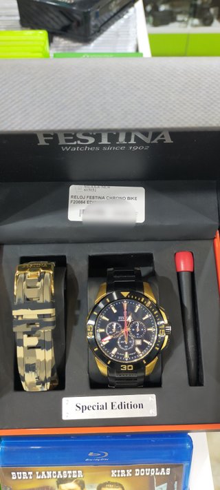 Reloj Festina Cronógrafo Negro y Dorado