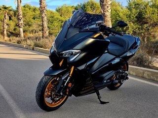 Yamaha Tmax 530SX