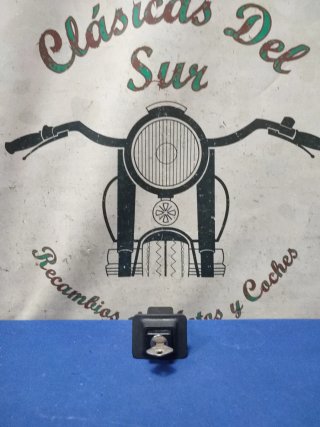 Cerradura de Asiento Negra para Vespa