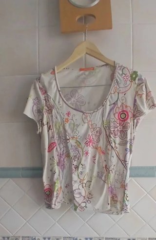 Camiseta estampada flores