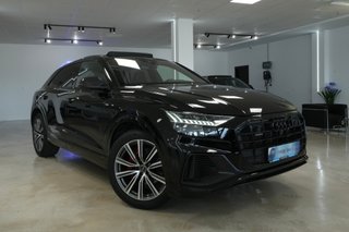 Audi Q8 S line 55 TFSI 250kW quattro tiptronic