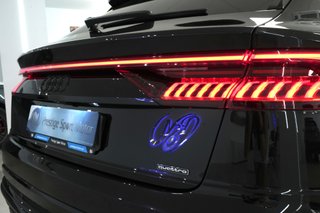 Audi Q8 S line 55 TFSI 250kW quattro tiptronic