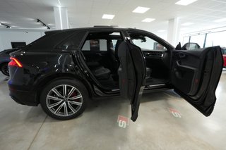 Audi Q8 S line 55 TFSI 250kW quattro tiptronic
