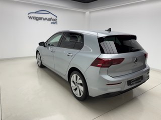 Volkswagen Golf 2025