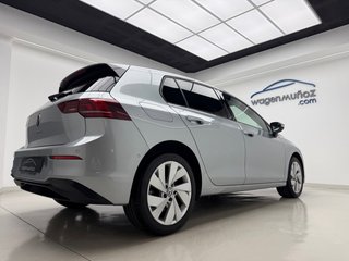 Volkswagen Golf 2025
