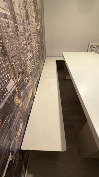 Conjunto de mesa de txoko con sillas y banco
