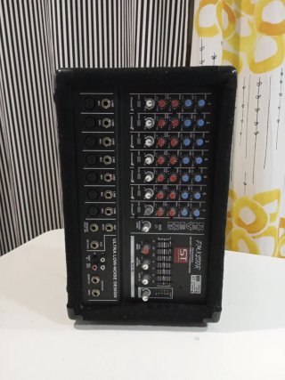 Mezclador Portátil PMX200R