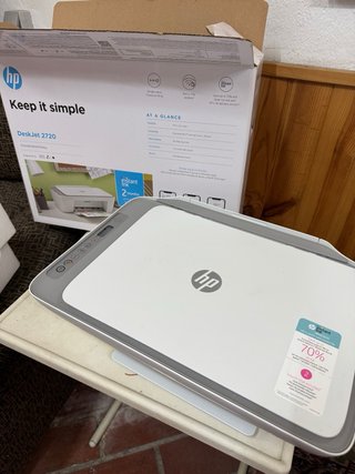 Stampante multifunzione HP DeskJet 2720