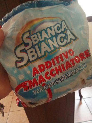 Smacchiatore Sbianca Sbianca per capi bianchi