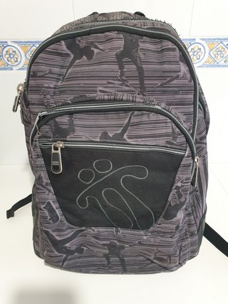 Mochila escolar Totto Skate+ llavero de regalo