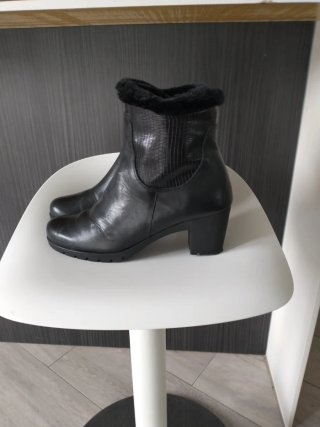 Botines Pitillos Piel Negros Talla 39