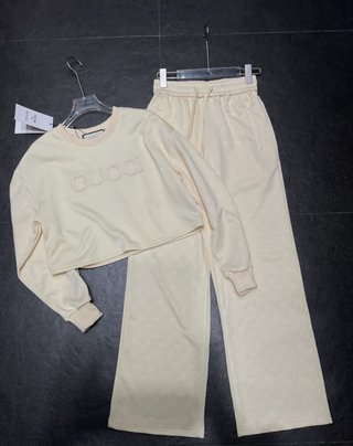 Conjunto Gucci Beige Talla Única