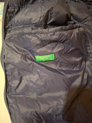 Chaqueta Benetton plumas ligera.
