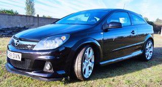 Opel Astra H OPC