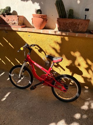 Bicicleta infantil B-PRO roja