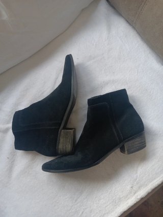 Botines Negros de Ante Talla 41