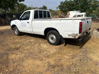 Nissan Pick-up 2.5