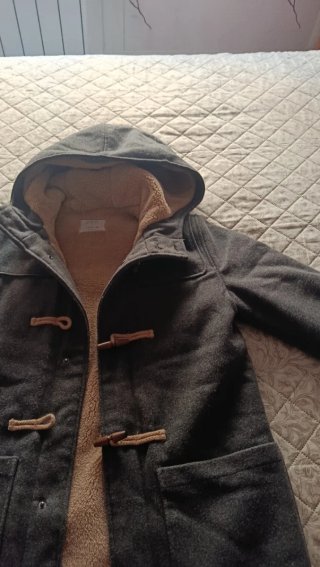 Trenca niño ZARA gris