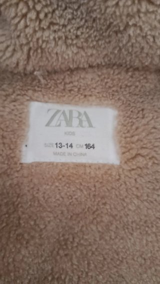 Trenca niño ZARA gris