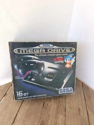 Sega Mega Drive caja manual original al videoconso