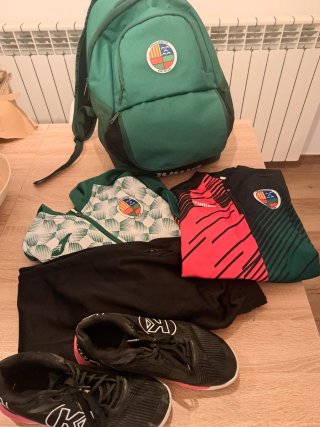 Lote Equipación Balonmano Berga Kempa