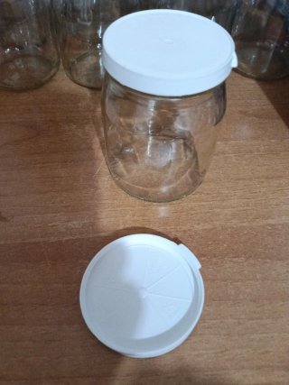 Set di 25 vasetti in vetro con coperchio