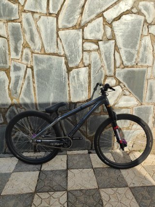 Bicicleta Dirt Jump NS Decade 26