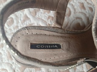 Sandalias tacón dorado suave n 40