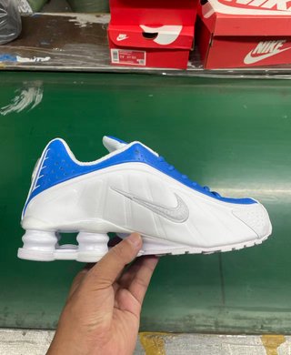 Nike Shox R4 Naranja Negro Talla 42