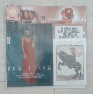 Revista Vogue + Cuaderno
