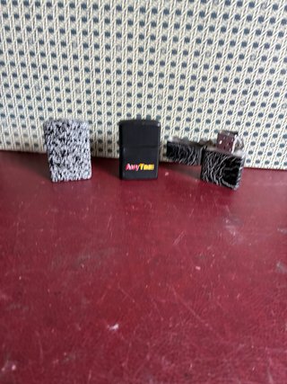 Set di 3 accendini Zippo