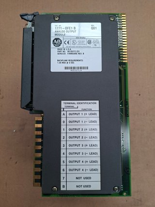 Allen-Bradley 1771-OFE1/B Módulo Salida Analógica