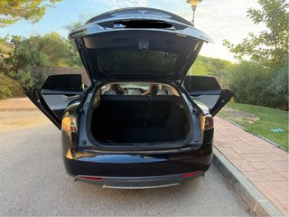 Tesla Model S 2014