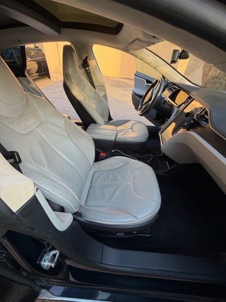 Tesla Model S 2014