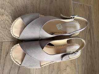 Sandalias Casa Hernanz Nude/Grisáceo