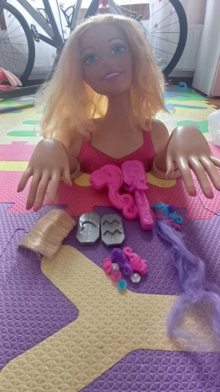 Barbie Peinados con Accesorios