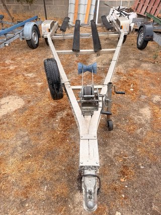 Remolque para Barco de Aluminio 750kg 6m largo 240