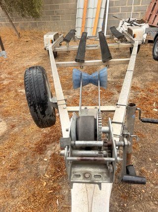 Remolque para Barco de Aluminio 750kg 6m largo 240