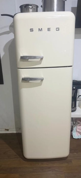 Nevera Smeg Vintage Color Crema