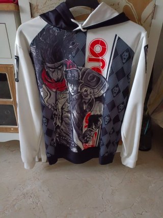 Sudadera con estampado anime