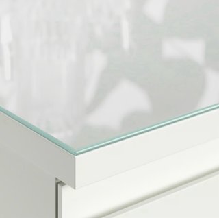 Cómoda STORKLINTA IKEA Blanca + cristal blaco