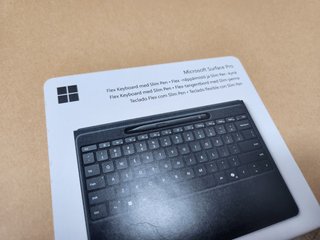 Microsoft Surface Pro Flex Keyboard con Slim Pen